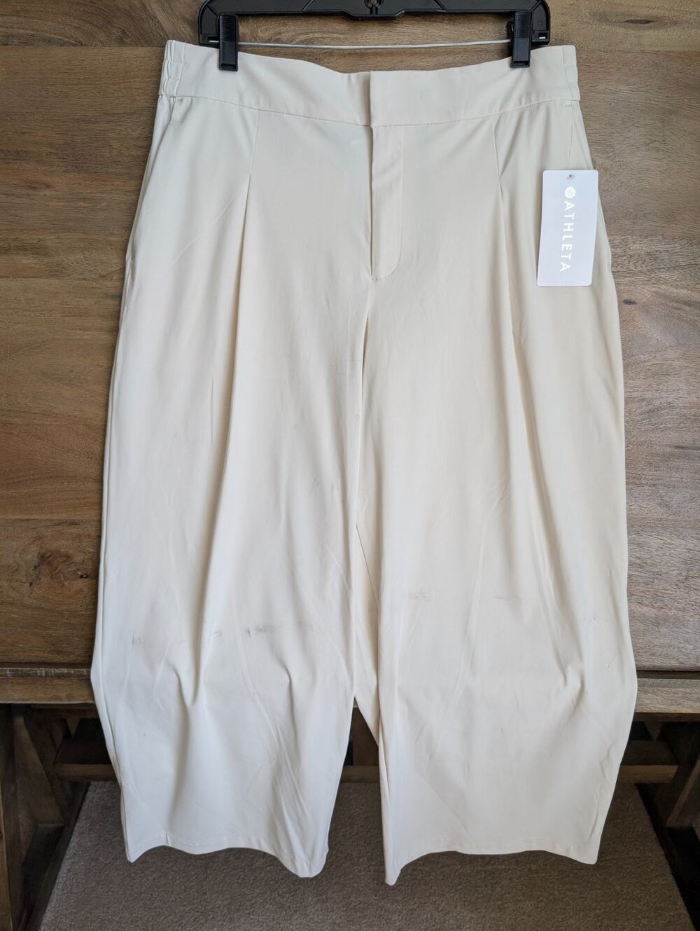NWT Athleta Pinnacle Trouser Pants Women 14 White Wrinkle Resistant Quick Drying